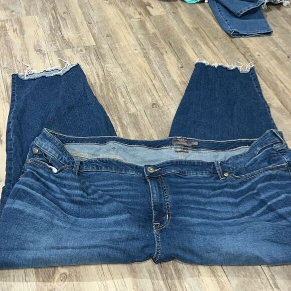 Torrid crop boyfriend - Picture 1 of 3